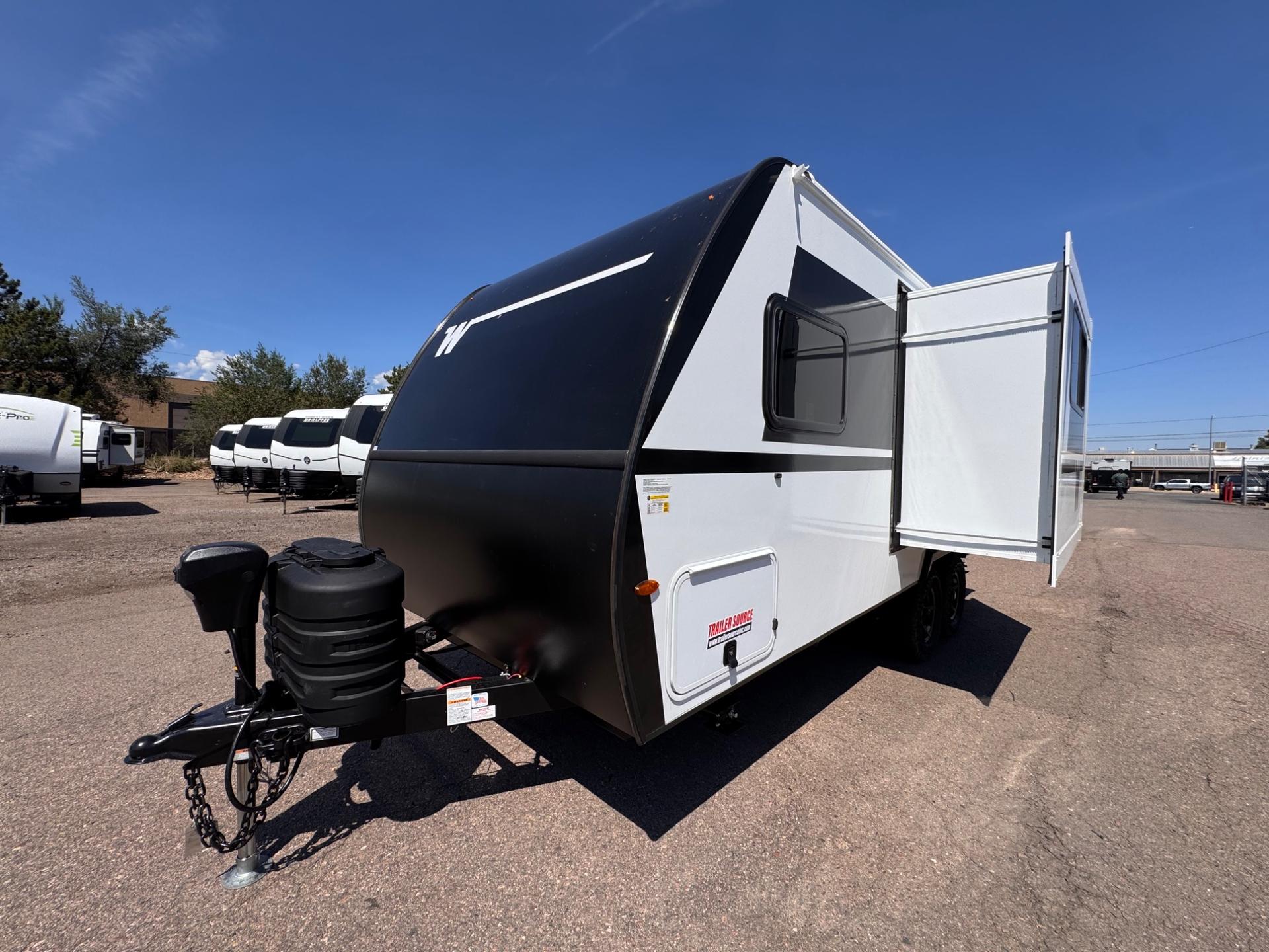 2027 Winnebago 2027 Winnebago Micro Minnie - thumbnail 3