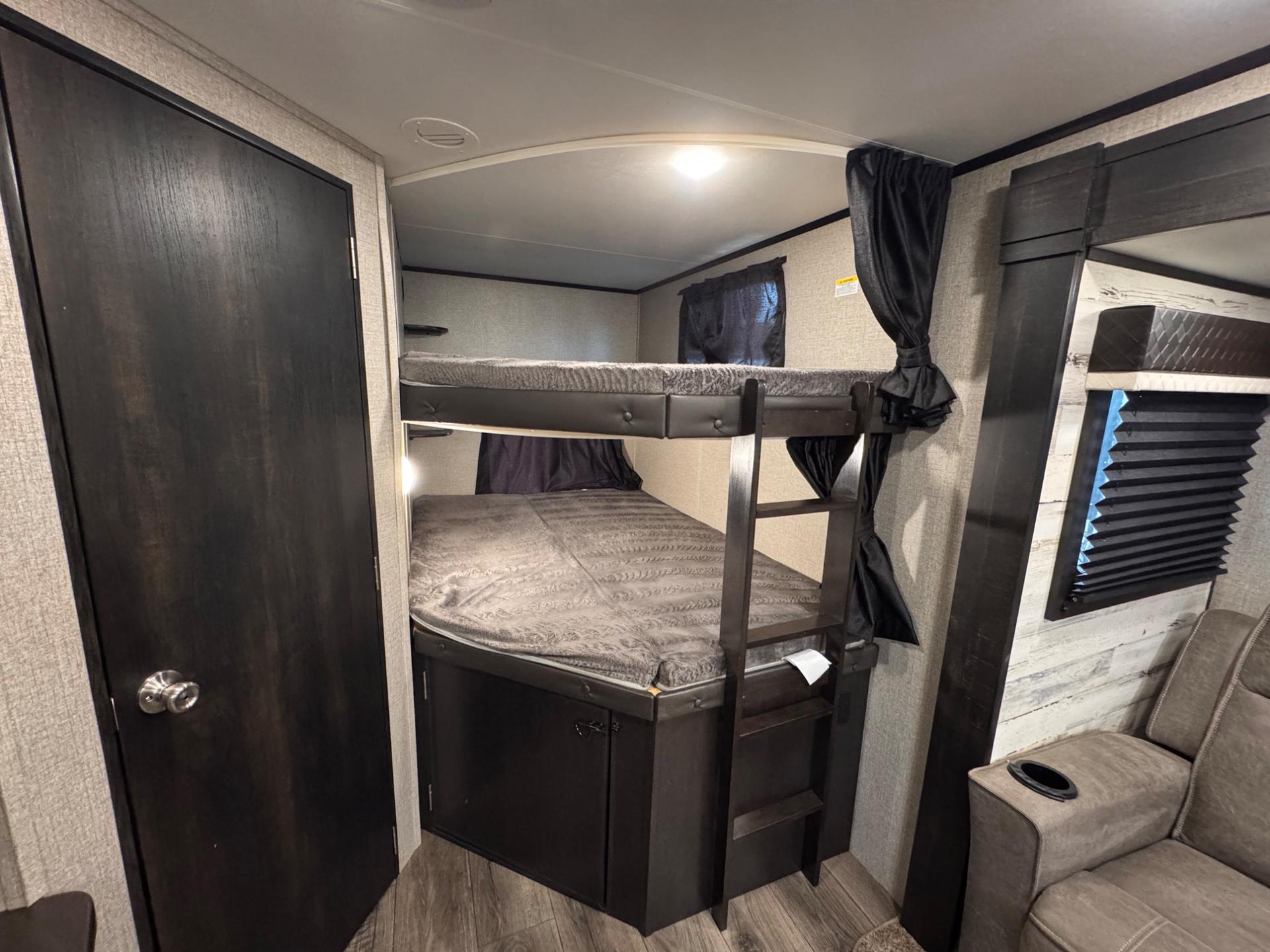 2020 Jayco 2020 Jayco Jay Feather - thumbnail 9