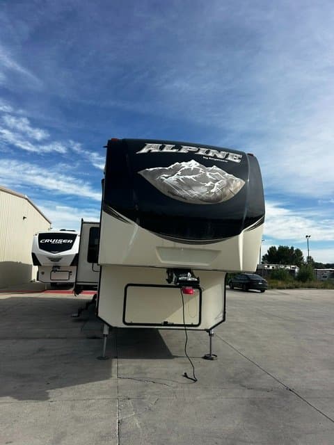 2017 Keystone Alpine 3730FB