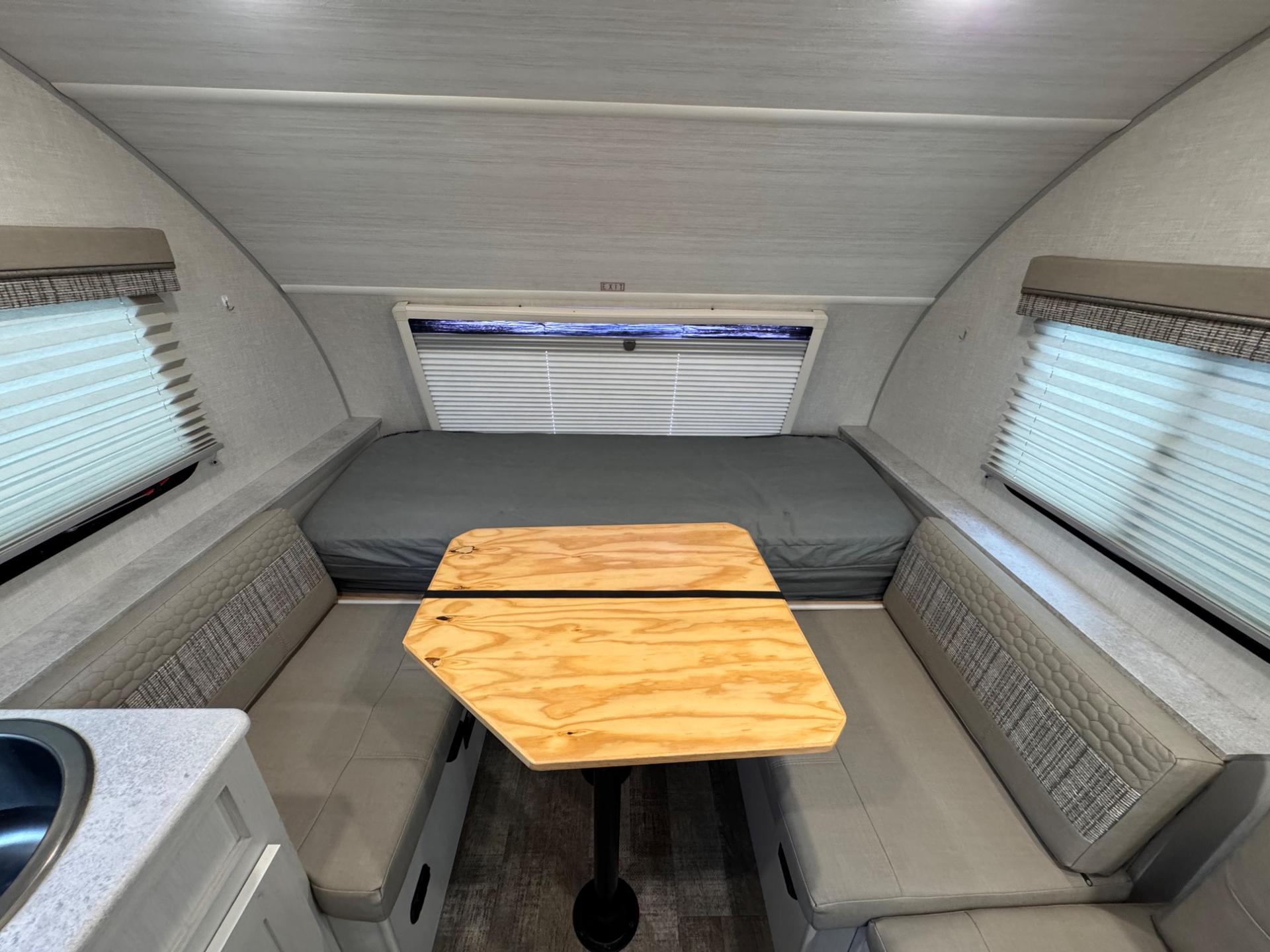 2022 Forest River 2022 Forest River R-pod - thumbnail 8