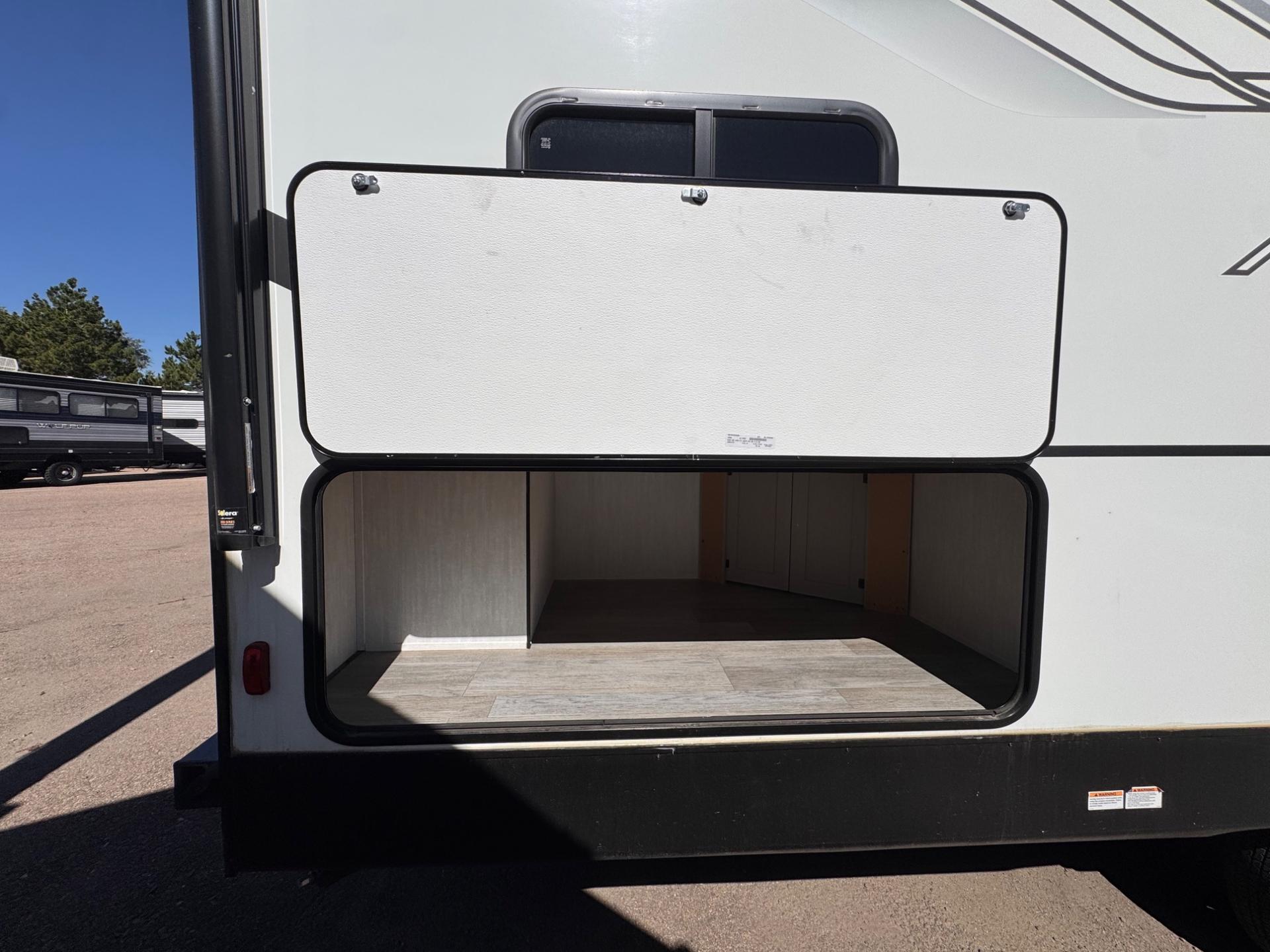 2025 Coachmen 2025 Coachmen Apex X Series - thumbnail 6
