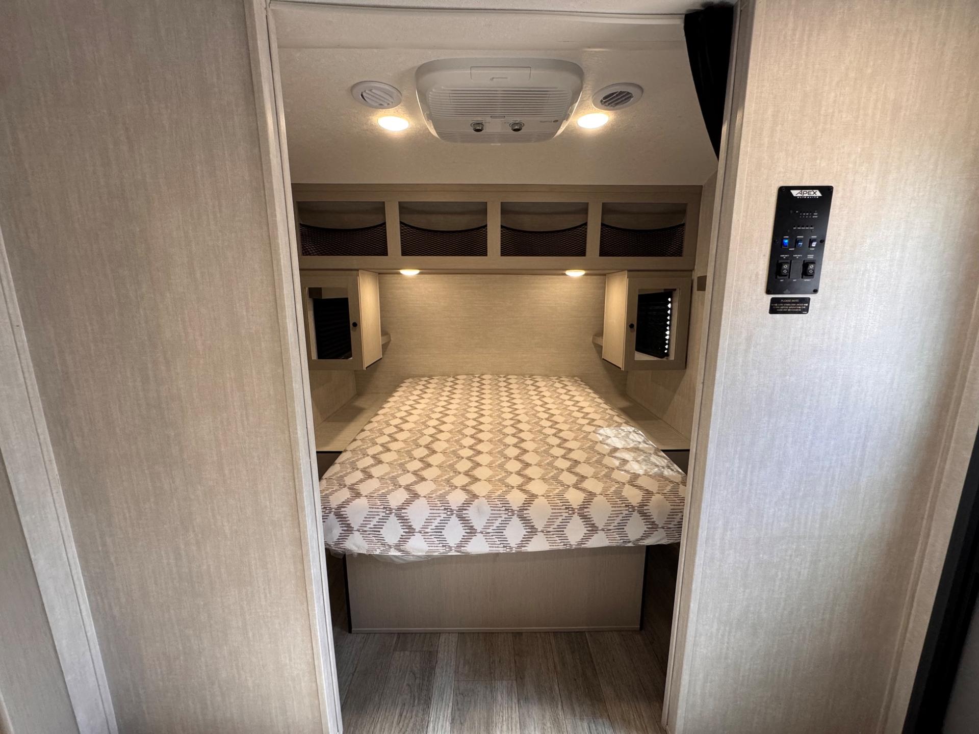 2025 Coachmen 2025 Coachmen Apex X Series - thumbnail 16