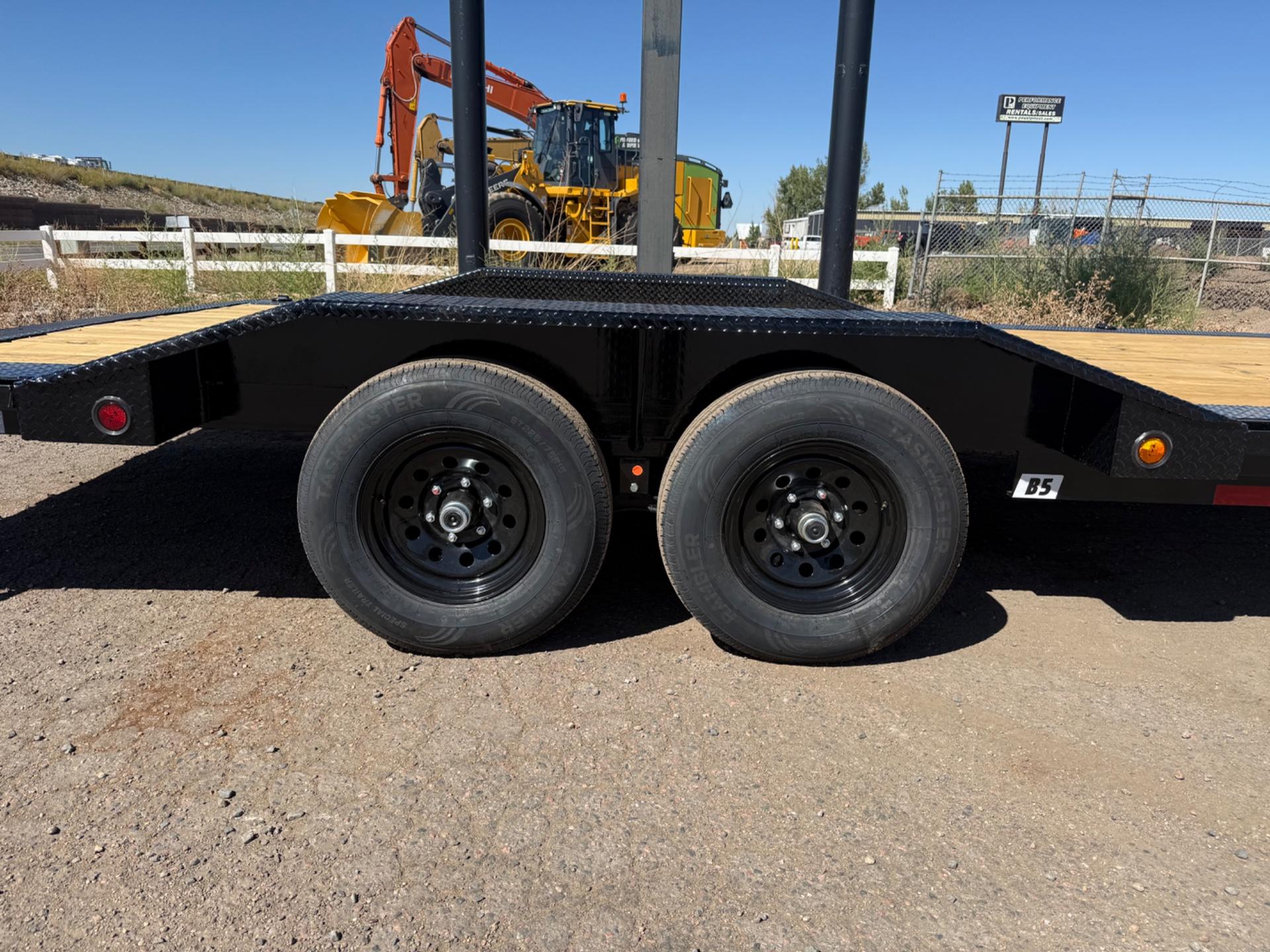 2027 PJ Trailers 2027 PJ Trailers 8.5'x20' Buggy Hauler 10K - - thumbnail 8