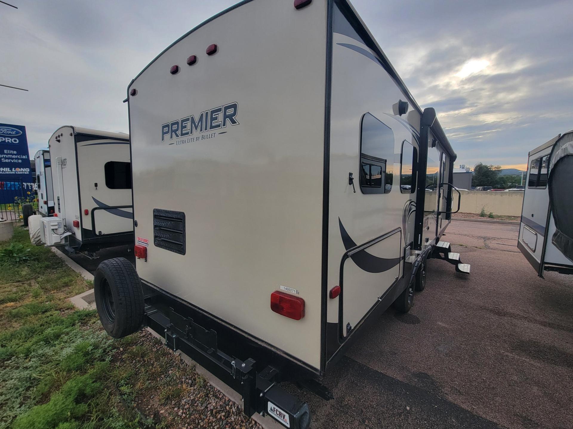 2018 Keystone 2018 Keystone Premier - thumbnail 10