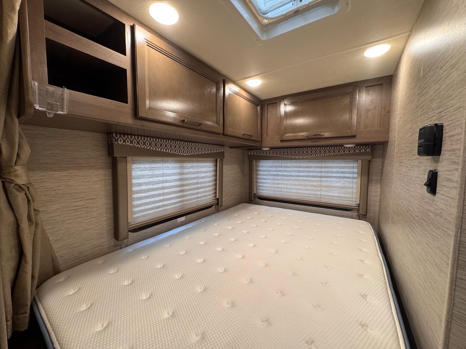 2021 Thor Motor Coach 2021 Thor Motor Coach Freedom Elite - thumbnail 11