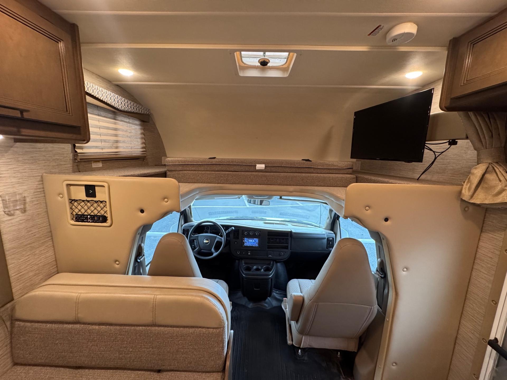 2021 Thor Motor Coach 2021 Thor Motor Coach Freedom Elite - thumbnail 19