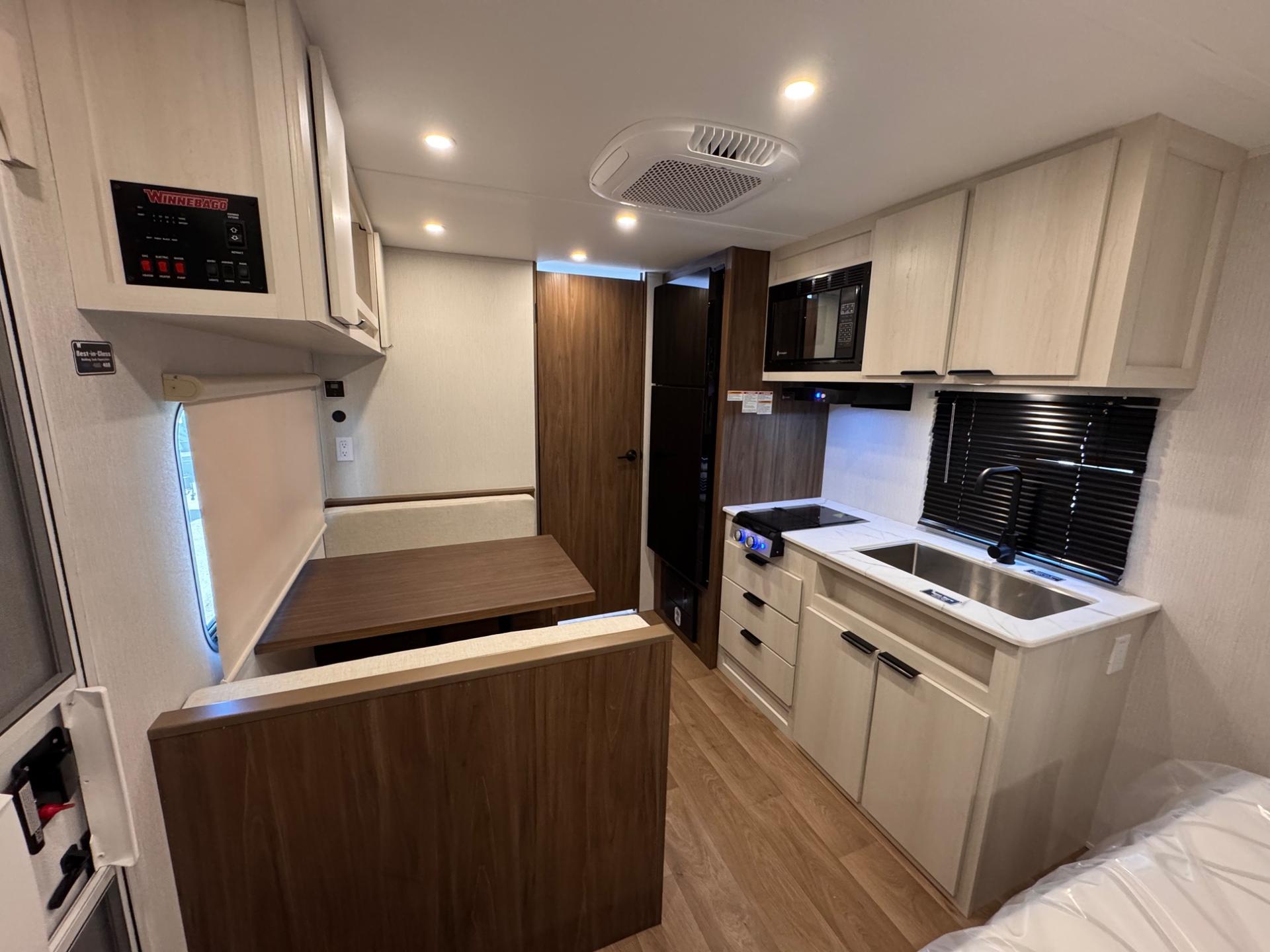 2027 Winnebago 2027 Winnebago Access - thumbnail 6