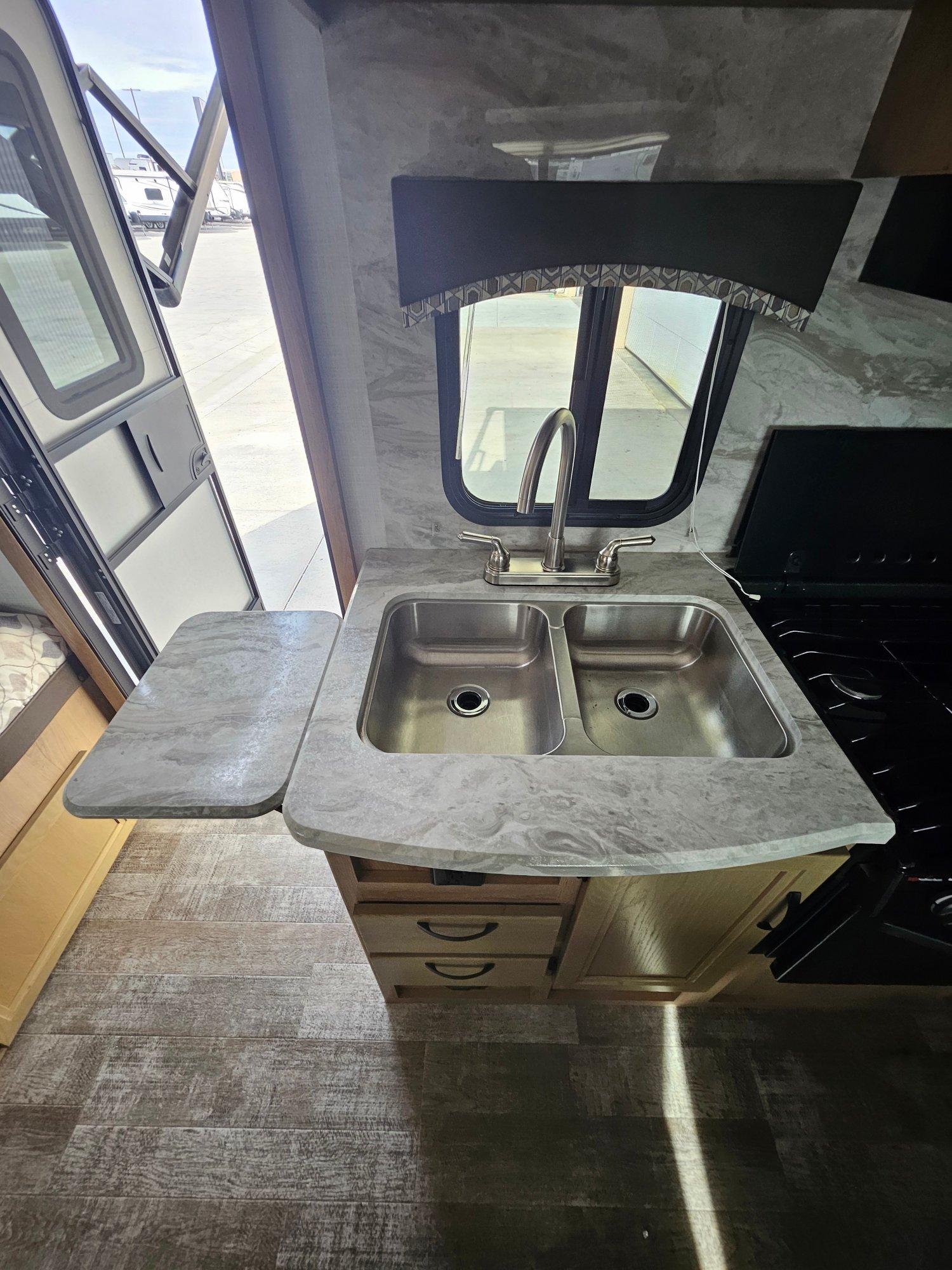 2021 Winnebago 2021 Winnebago Micro Minnie - thumbnail 10