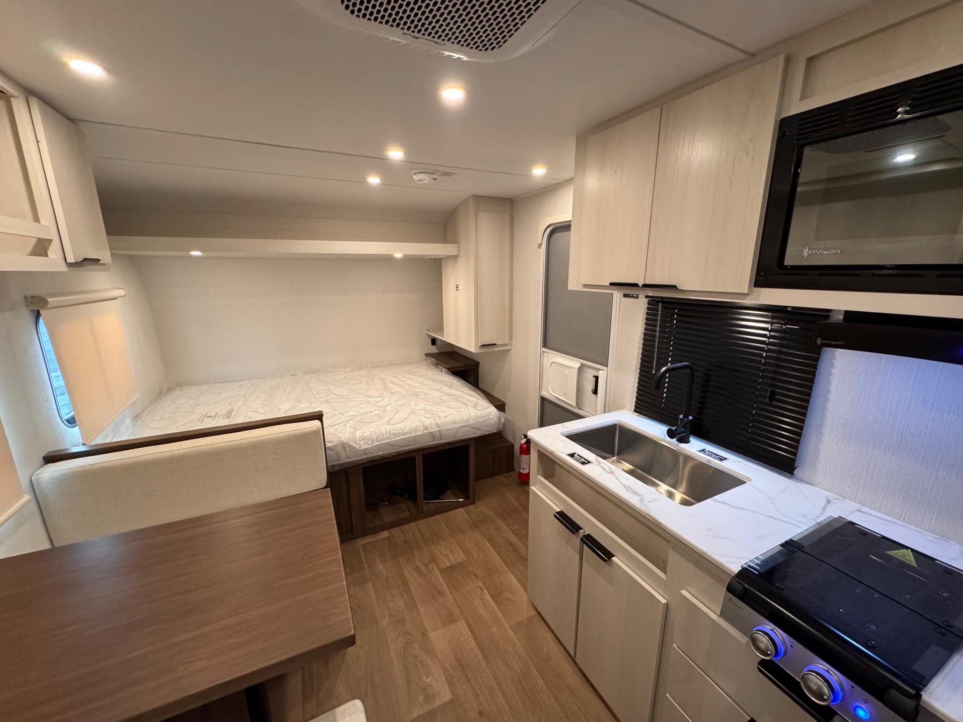 2027 Winnebago 2027 Winnebago Access - thumbnail 9