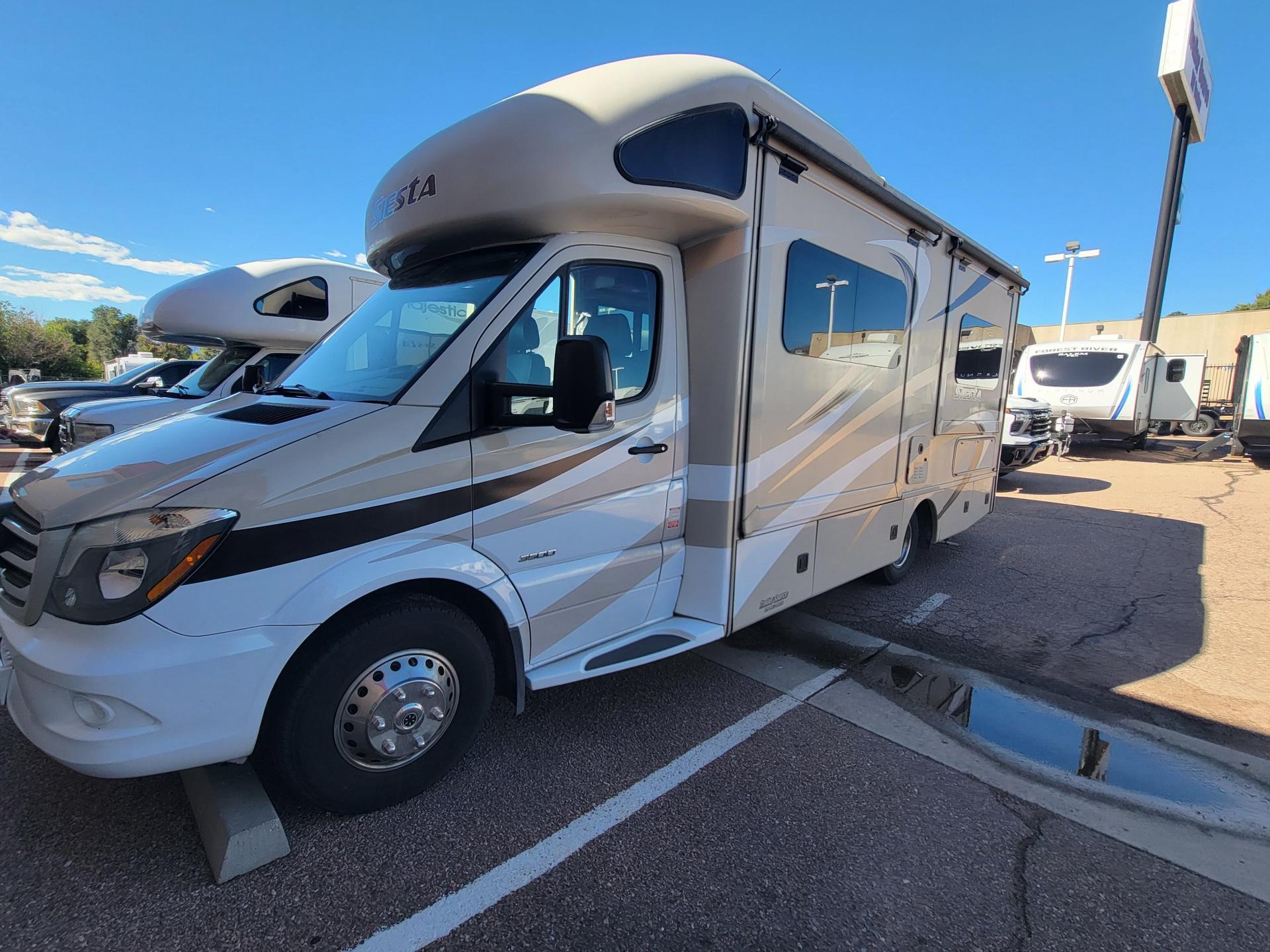 2017 Thor Motor Coach 2017 Thor Motor Coach Siesta - thumbnail 12