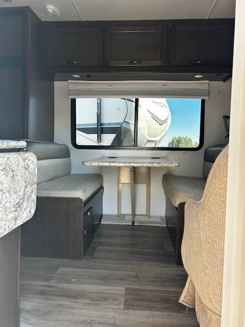 2017 Thor Motor Coach 2017 Thor Motor Coach Freedom Elite - thumbnail 10