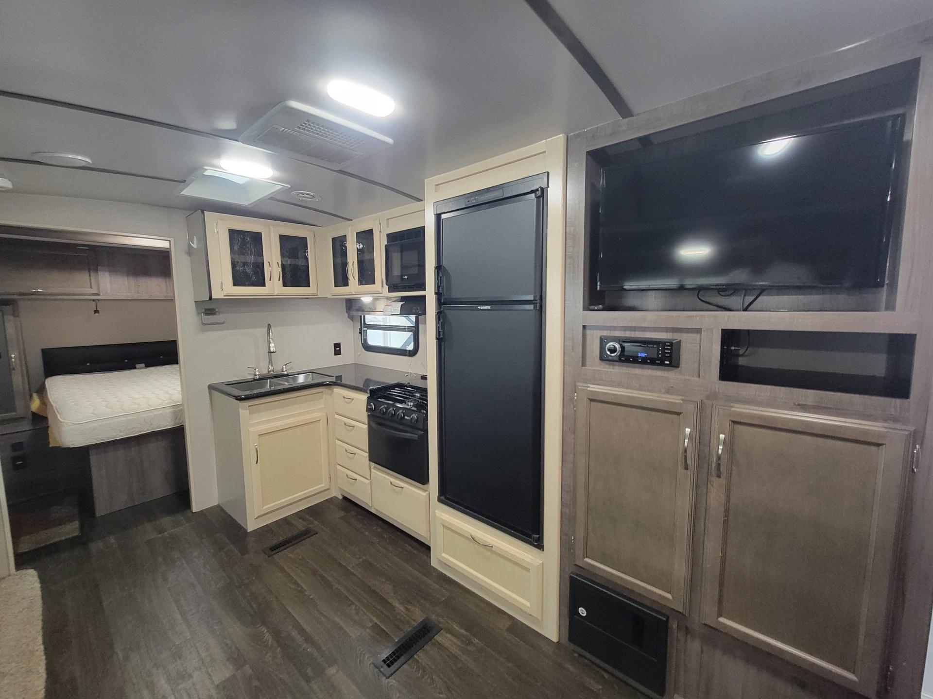 2019 Winnebago  2019 Winnebago  Minnie Plus - thumbnail 23