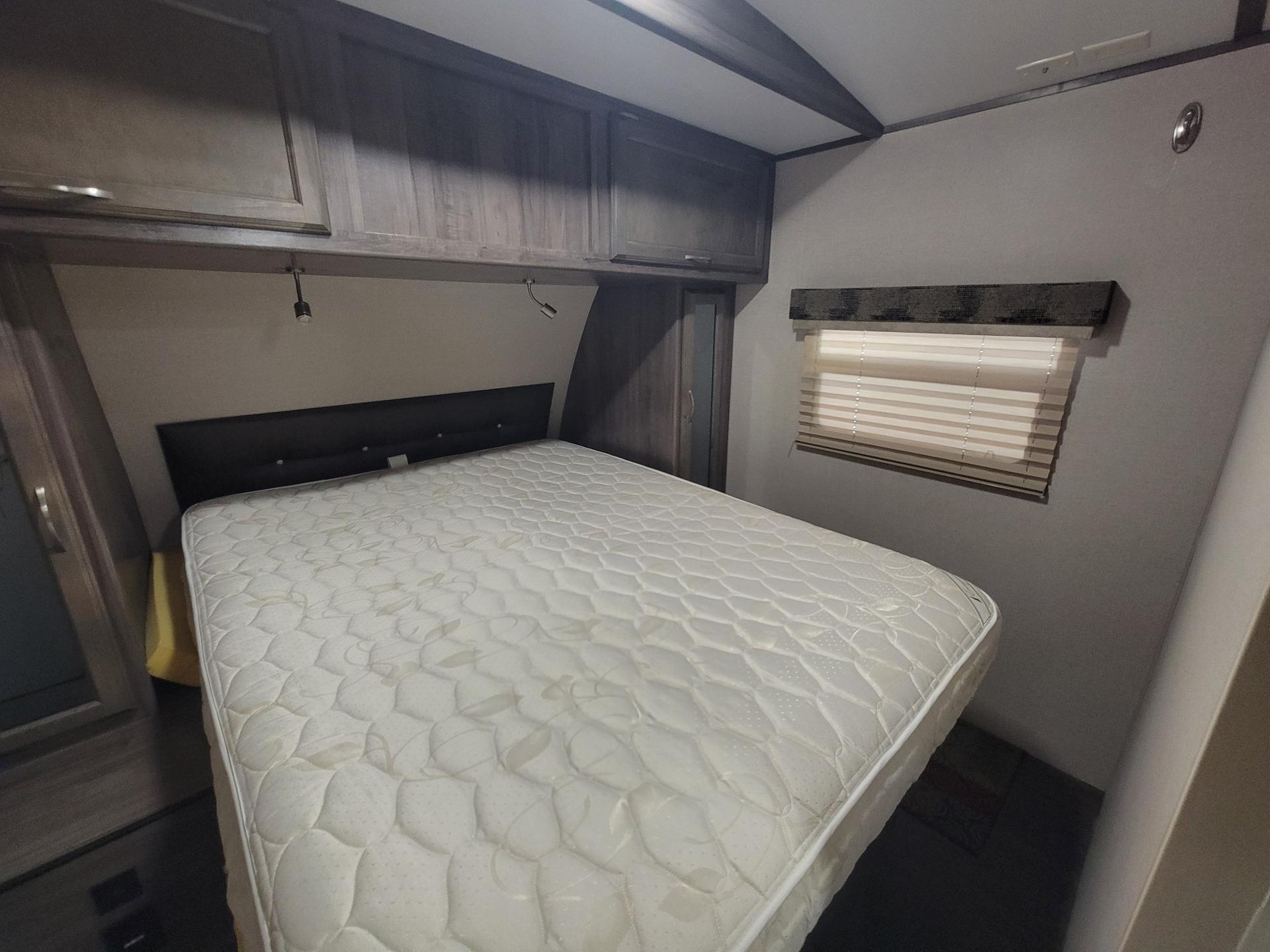 2019 Winnebago  2019 Winnebago  Minnie Plus - thumbnail 26