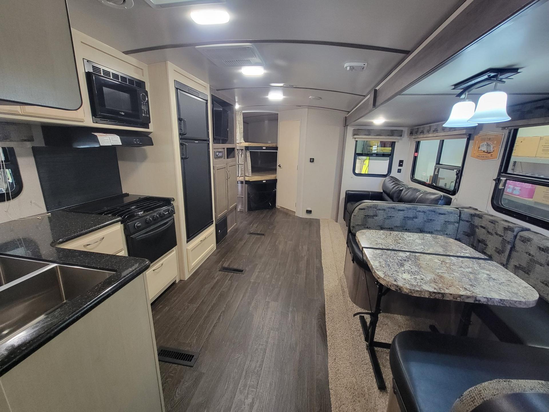 2019 Winnebago  2019 Winnebago  Minnie Plus - thumbnail 27