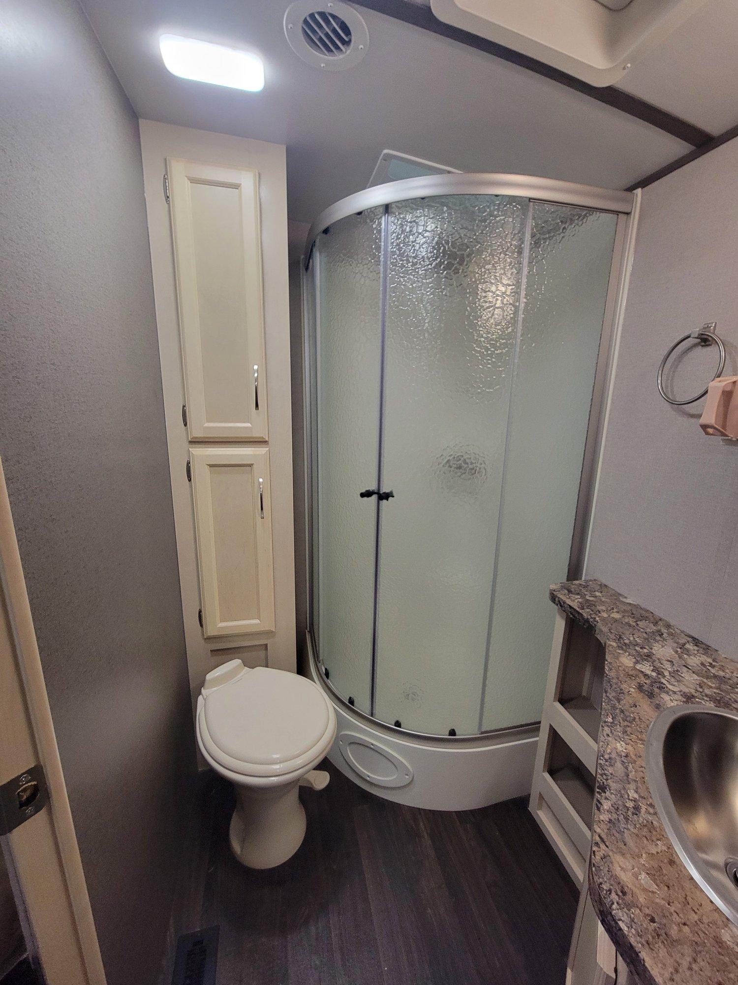 2019 Winnebago  2019 Winnebago  Minnie Plus - thumbnail 30