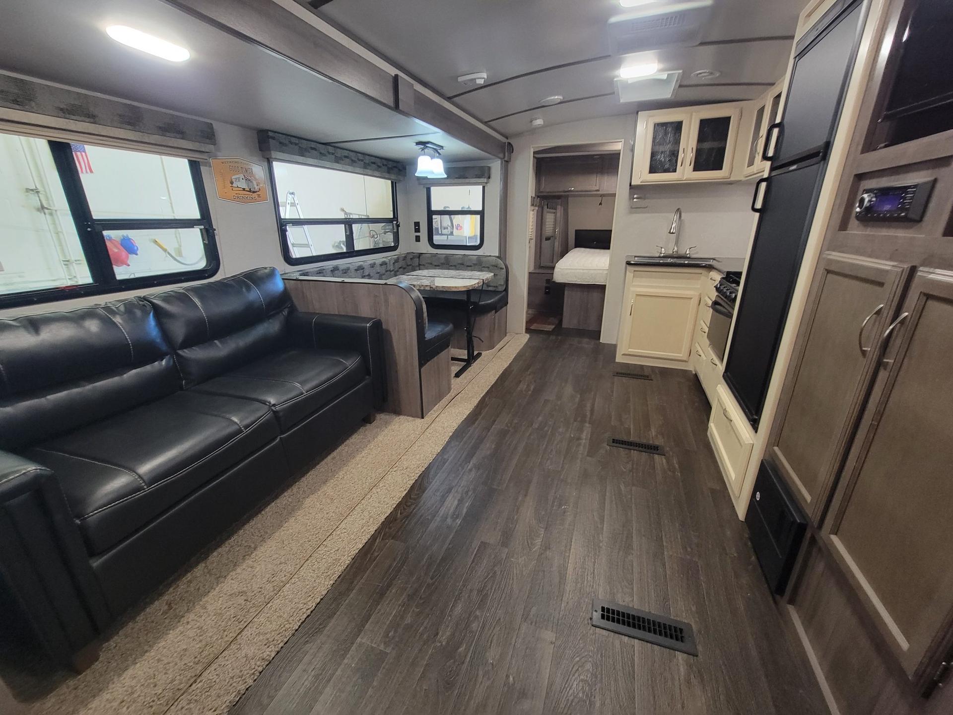 2019 Winnebago  2019 Winnebago  Minnie Plus - thumbnail 32