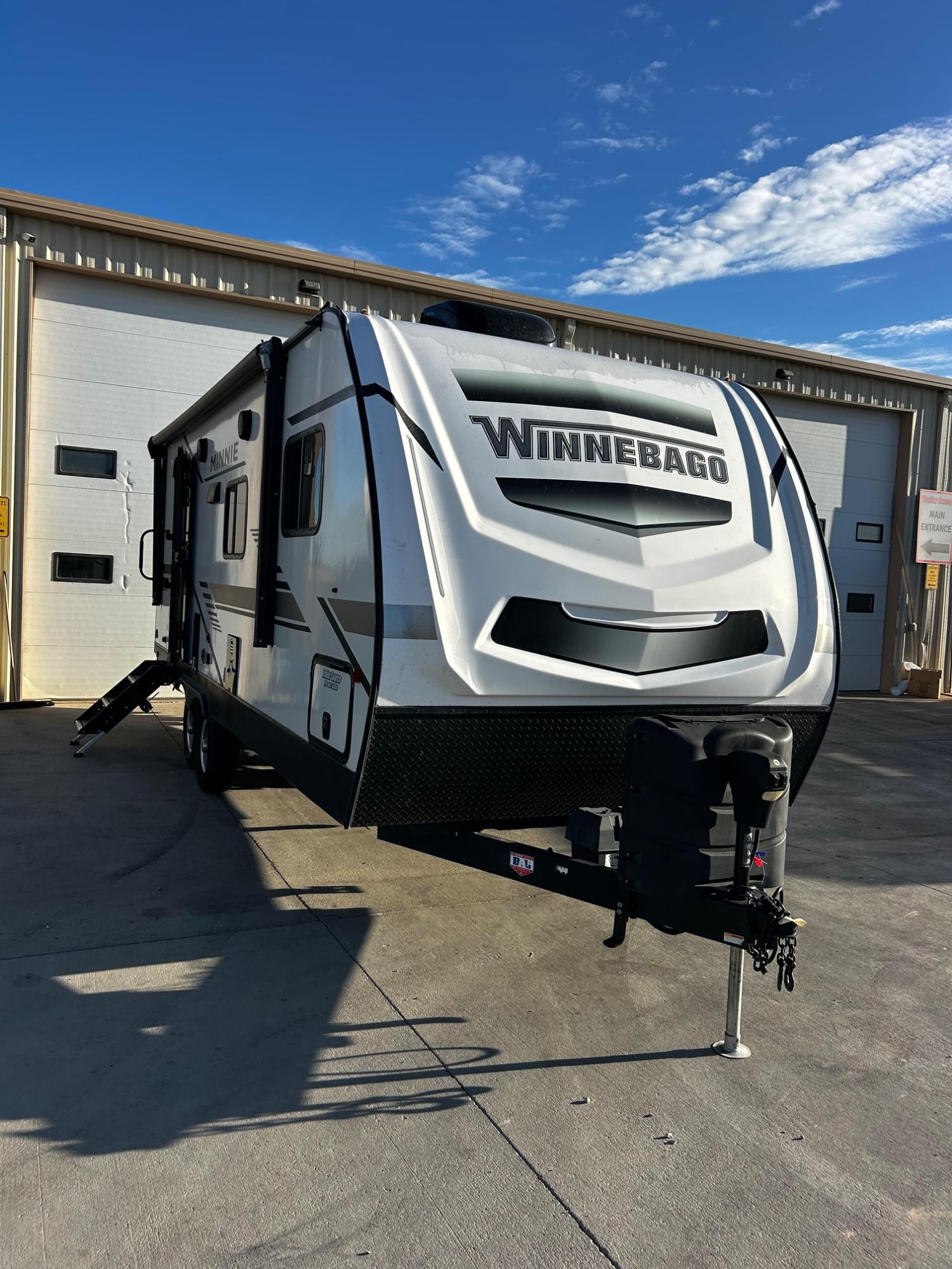 2022 Winnebago 2022 Winnebago Minnie - image 1