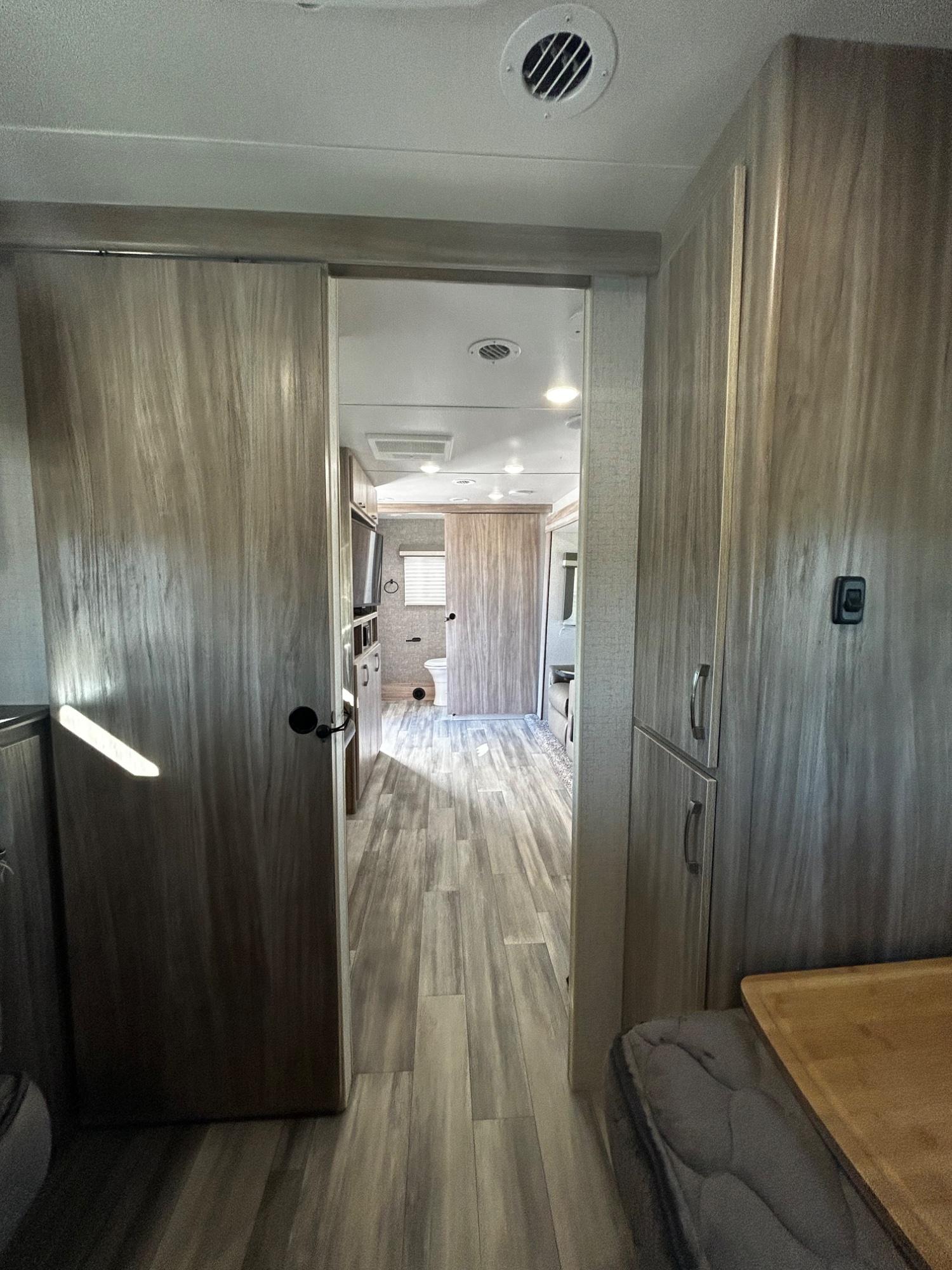 2022 Winnebago 2022 Winnebago Minnie - thumbnail 16