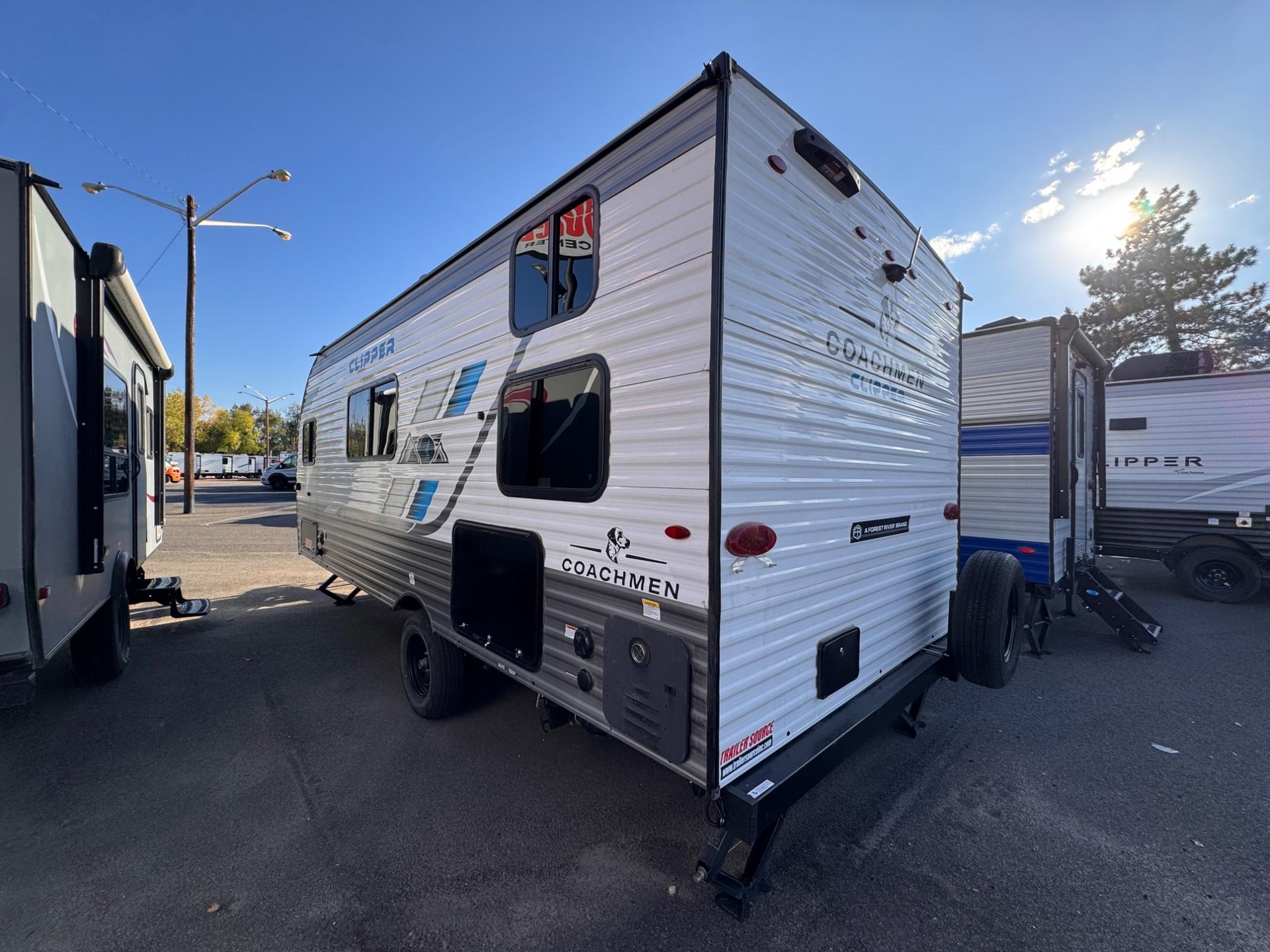 2025 Coachmen 2025 Coachmen Clipper Travel Trailers - thumbnail 4
