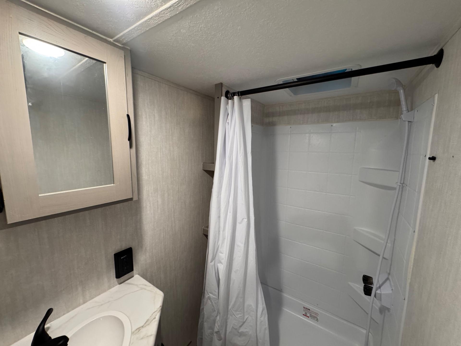 2025 Coachmen 2025 Coachmen Clipper Travel Trailers - thumbnail 12