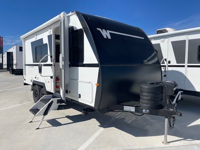 2027 Winnebago 2027 Winnebago Micro Minnie - image 1