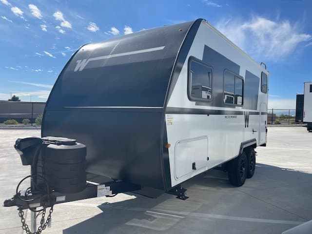 2027 Winnebago 2027 Winnebago Micro Minnie - thumbnail 3