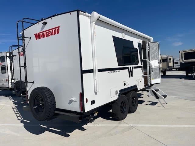 2027 Winnebago 2027 Winnebago Micro Minnie - thumbnail 4