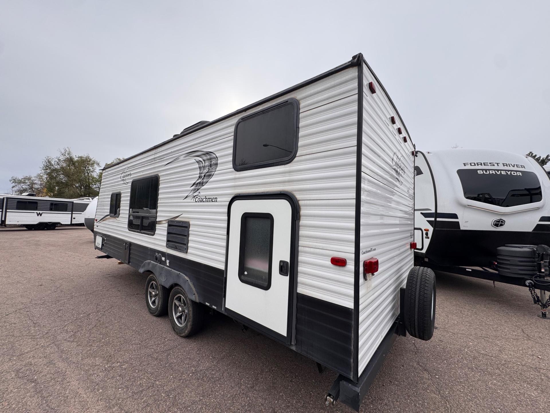 2017 Coachmen 2017 Coachmen Clipper - thumbnail 3