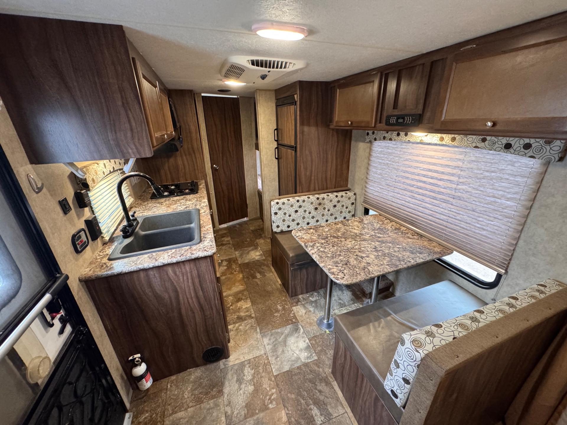 2017 Coachmen 2017 Coachmen Clipper - thumbnail 5