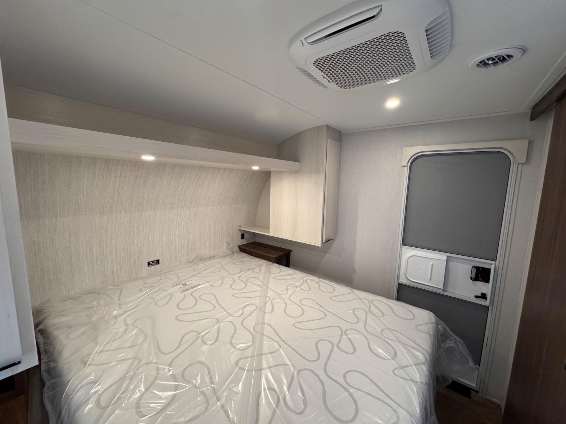 2027 Winnebago 2027 Winnebago Access - thumbnail 19