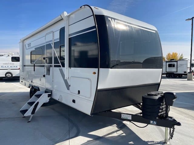 2027 Winnebago 2027 Winnebago Thrive - image 1
