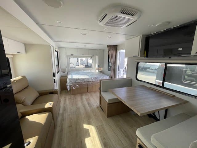 2027 Winnebago 2027 Winnebago Thrive - thumbnail 12