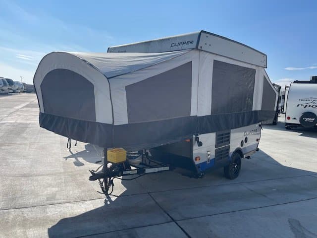 2021 Coachmen 2021 Coachmen Clipper LS - thumbnail 3