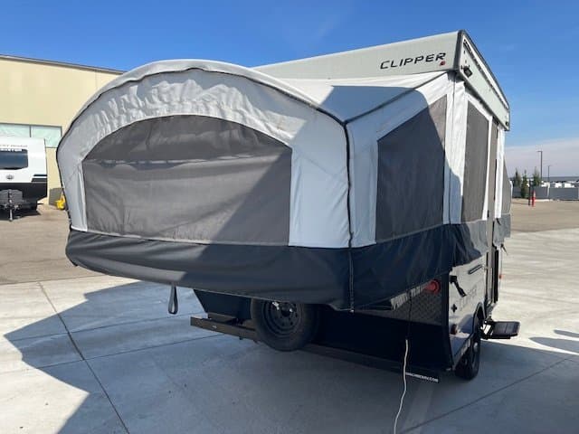 2021 Coachmen 2021 Coachmen Clipper LS - thumbnail 4