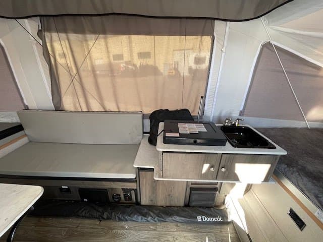 2021 Coachmen 2021 Coachmen Clipper LS - thumbnail 7