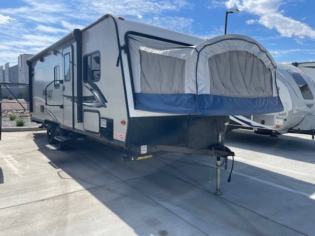 2020 Keystone 2020 Keystone Bullet Crossfire - image 1
