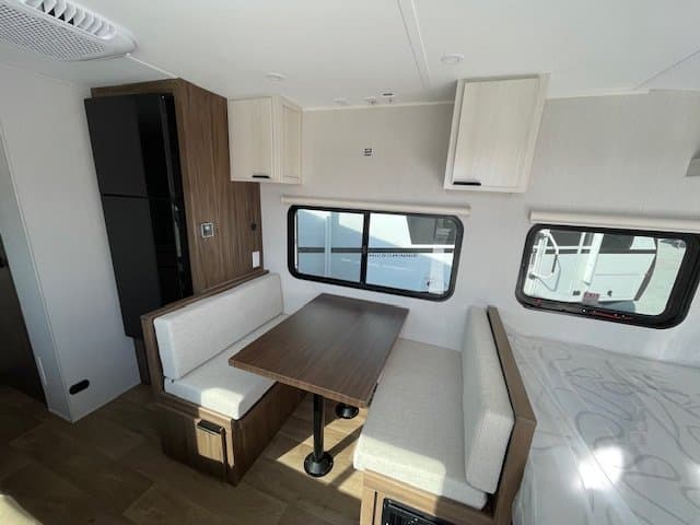 2027 Winnebago 2027 Winnebago Access - thumbnail 7
