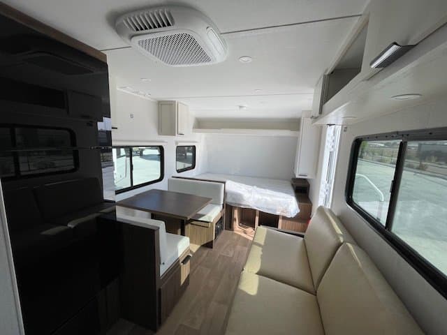 2027 Winnebago 2027 Winnebago Access - thumbnail 12