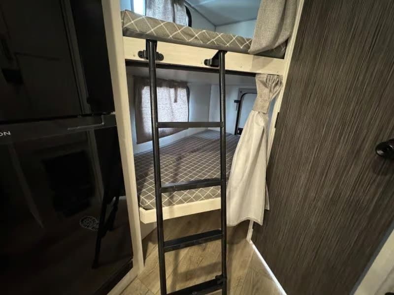 2026 Forest River 2026 Forest River R-Pod - thumbnail 15