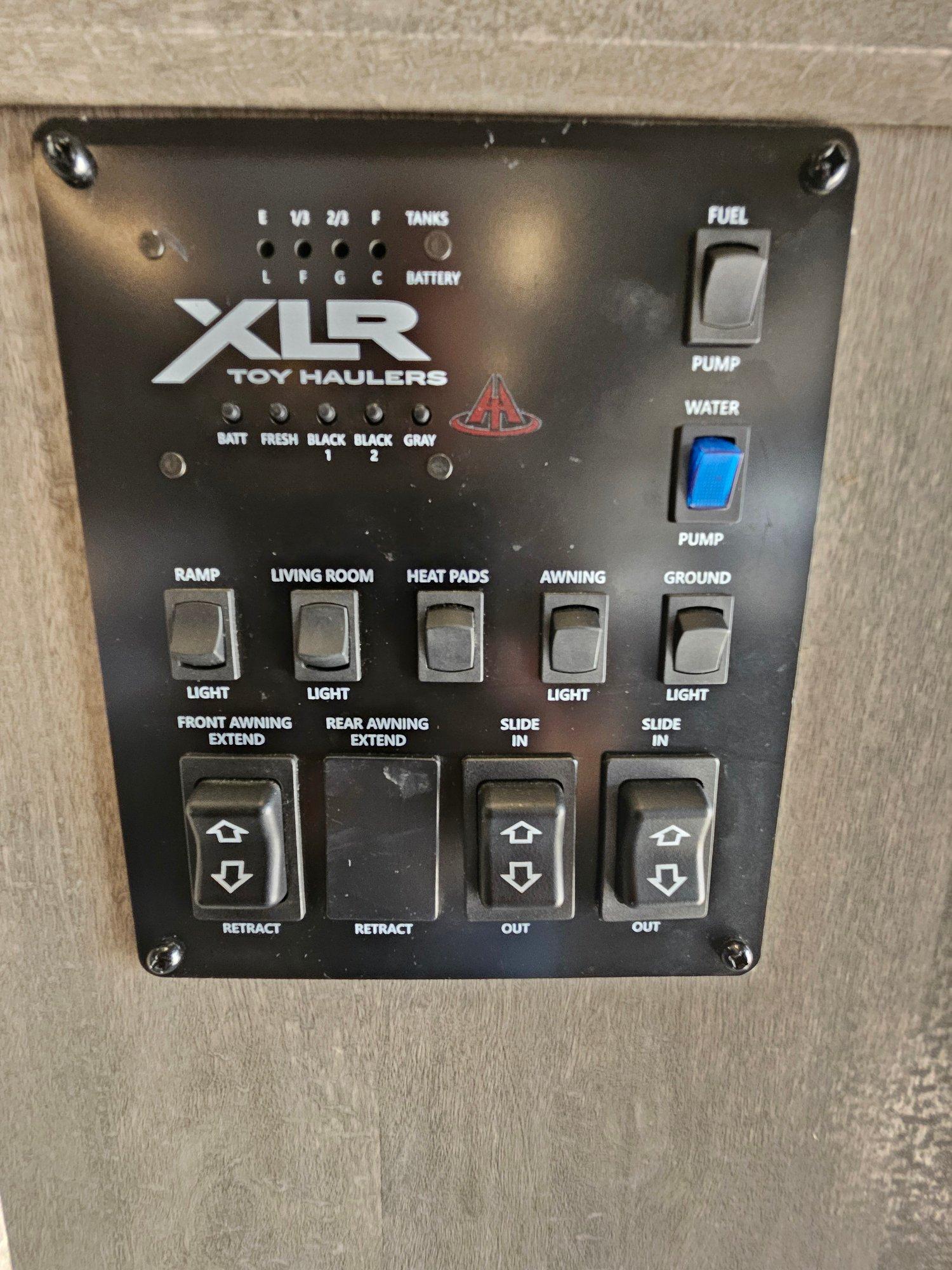 2022 Forest River 2022 Forest River XLR Boost - thumbnail 8