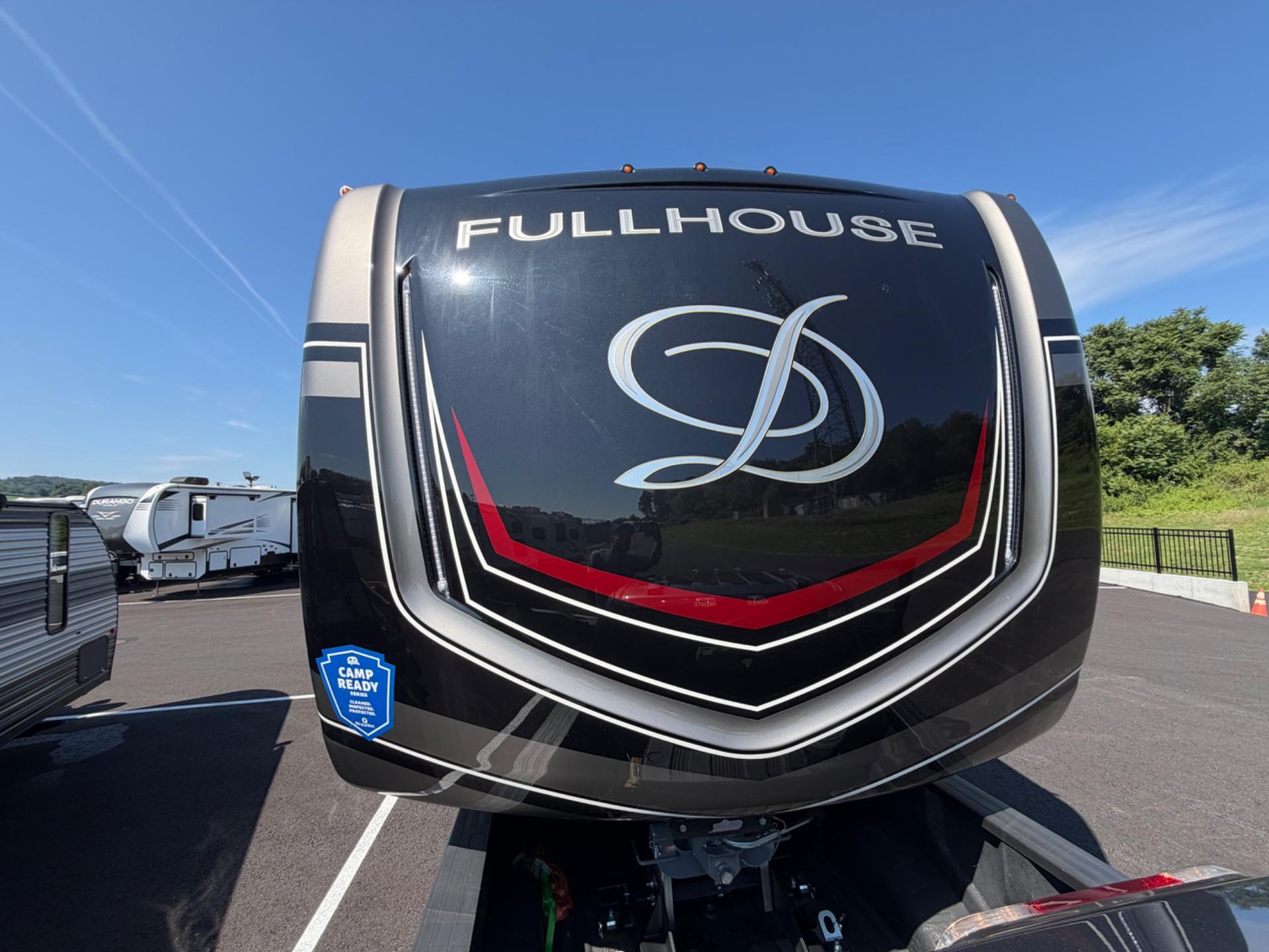 2022 DRV 2022 DRV Mobile Suites - thumbnail 3