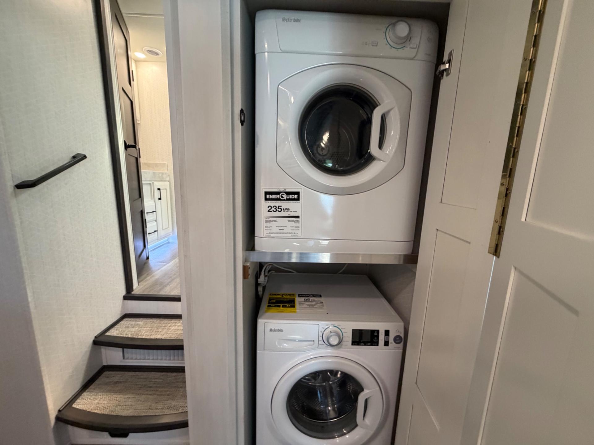 2022 DRV 2022 DRV Mobile Suites - thumbnail 18
