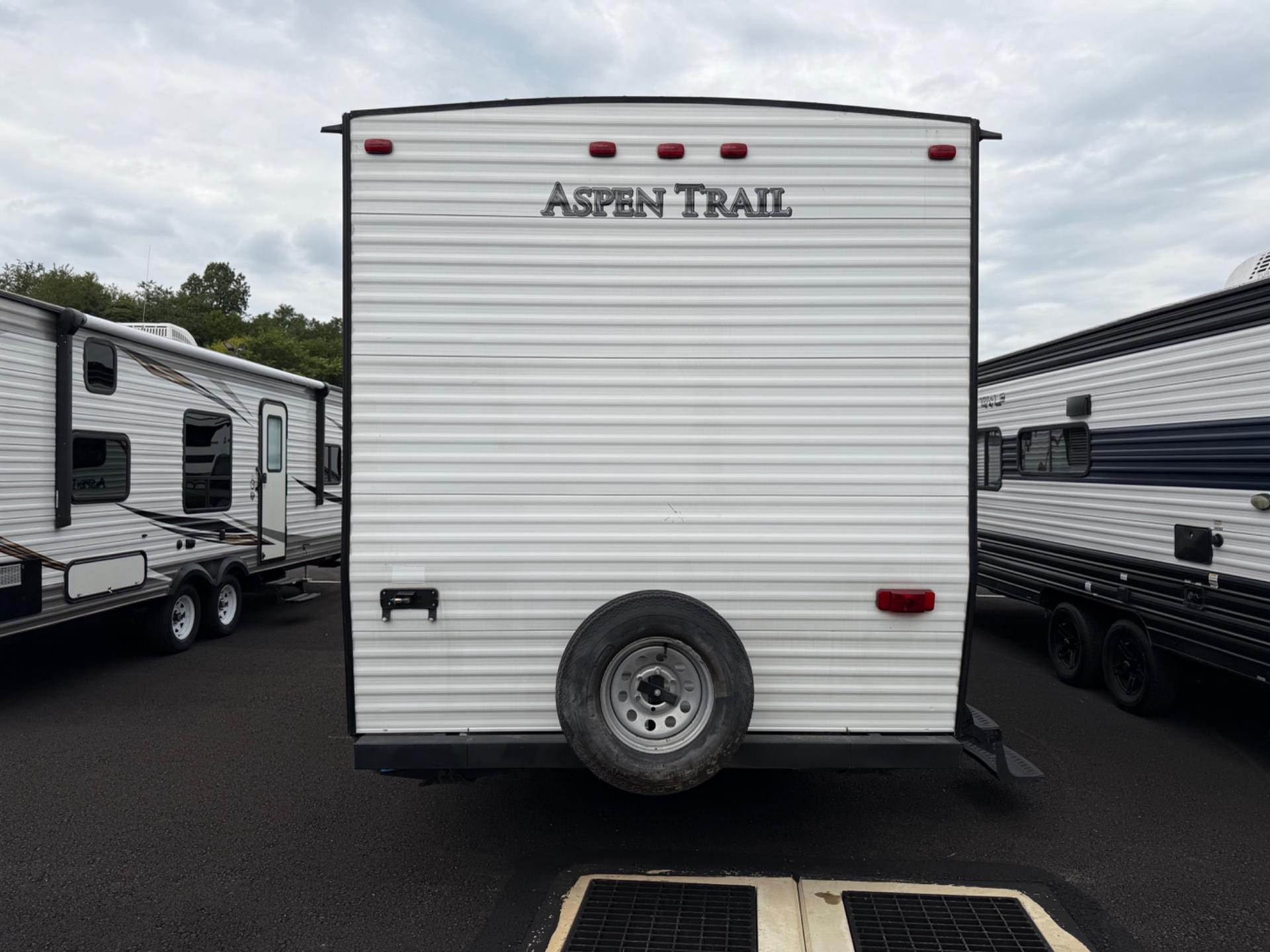 2016 Dutchmen 2016 Dutchmen Aspen Trail - thumbnail 6