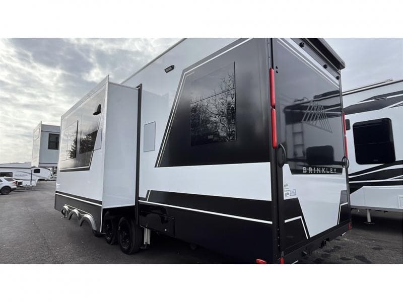 2025 Brinkley RV 2025 Brinkley RV Model G - thumbnail 3