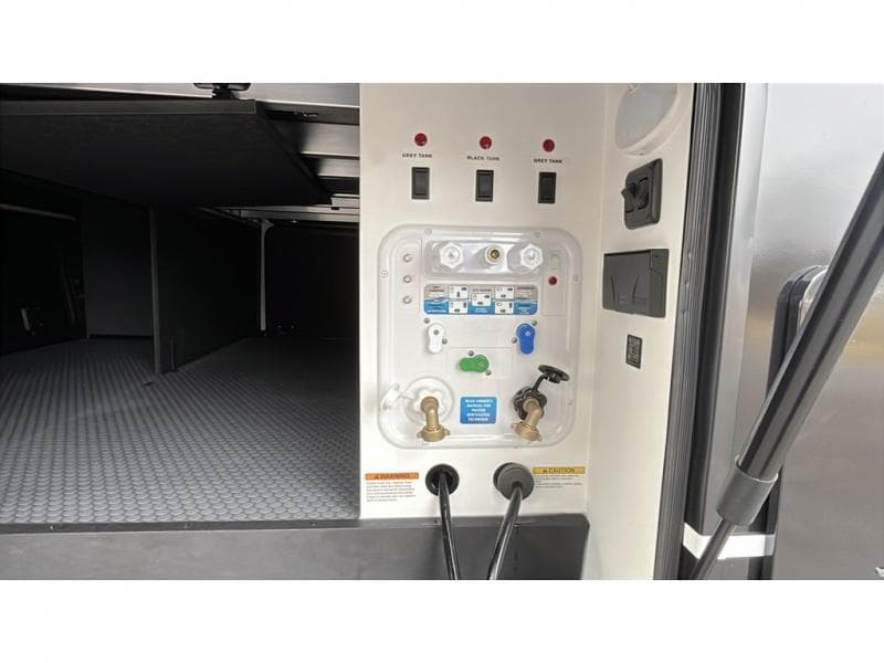 2025 Brinkley RV 2025 Brinkley RV Model G - thumbnail 9