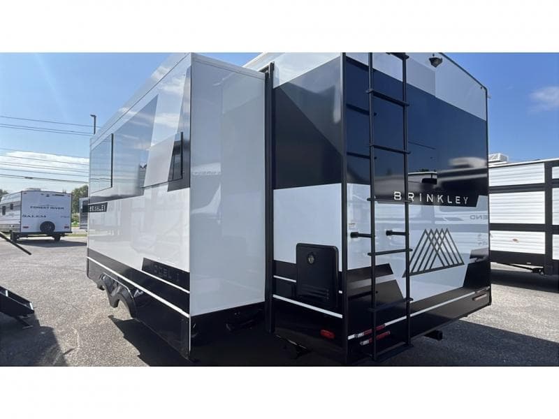 2026 Brinkley RV 2026 Brinkley RV Model I - thumbnail 5