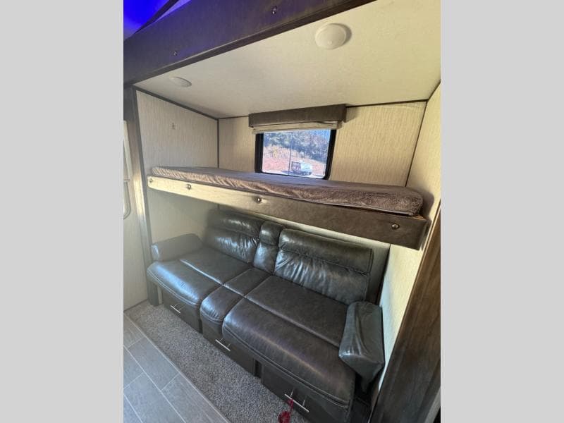 2020 Forest River 2020 Forest River Cherokee Artic Wolf - thumbnail 21