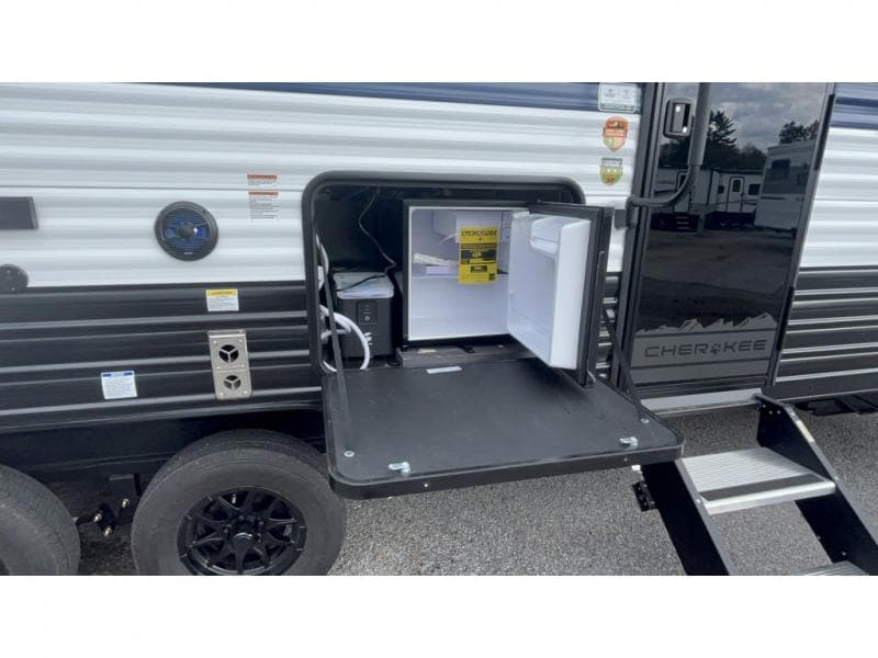 2026 Forest River 2026 Forest River Cherokee Grey Wolf - thumbnail 7