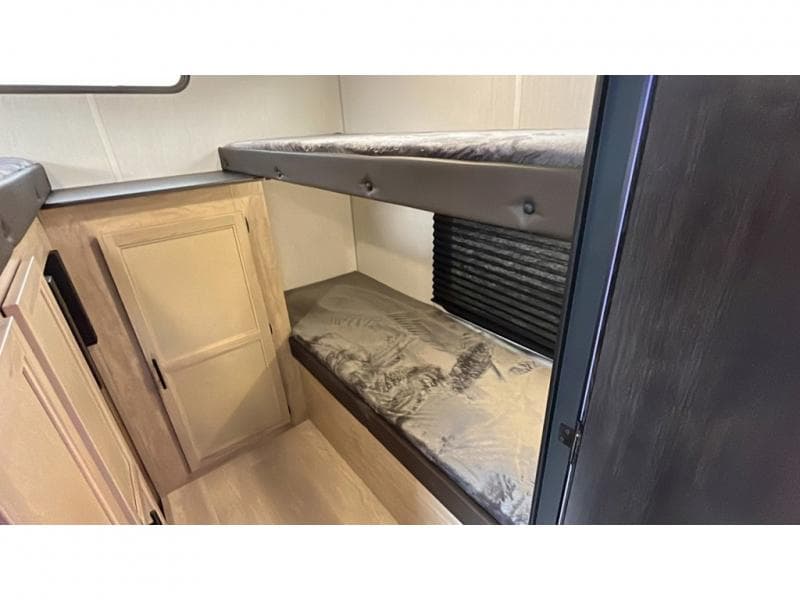 2026 Forest River 2026 Forest River Cherokee Grey Wolf - thumbnail 18