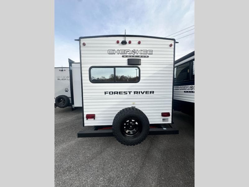 2026 Forest River 2026 Forest River Cherokee Wolf Pup - thumbnail 6